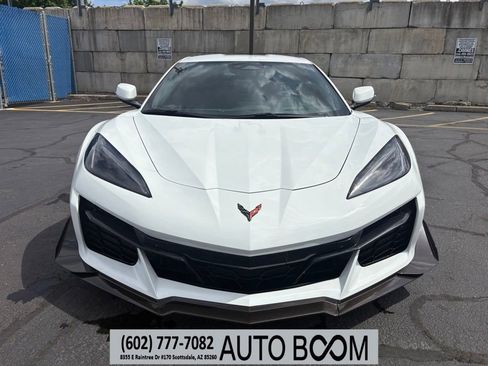 Used 2024 Chevrolet Corvette Z06 w/ Z07 Performance Package RWD image 1
