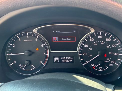 Used 2014 Nissan Altima 2.5 S FWD image 21