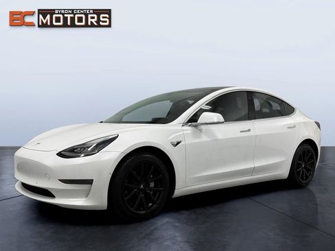 Used 2020 Tesla Model 3 Long Range AWD/4WD image 2