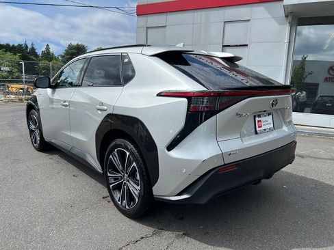 Certified 2024 Toyota bZ4X AWD image 6