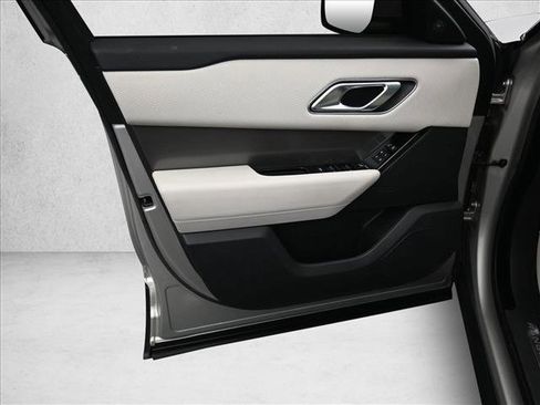 Used 2020 Land Rover Range Rover Velar S image 20