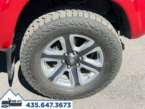 Used 2016 Toyota Tacoma Limited image 20