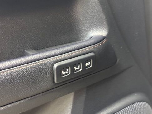 Used 2024 Toyota 4Runner Limited AWD/4WD image 10