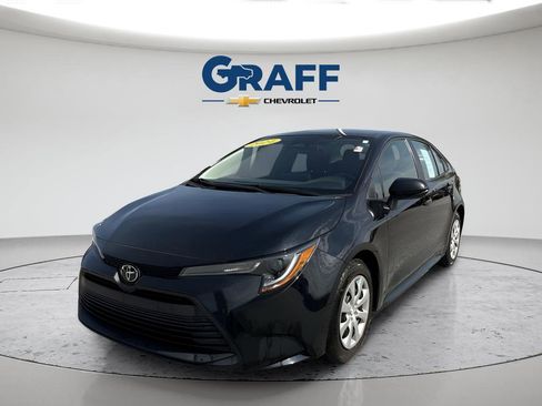 Used 2024 Toyota Corolla LE FWD image 1