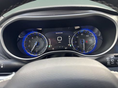 New 2026 Chrysler Pacifica Select w/ S Appearance Package image 17