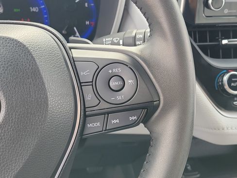 Certified 2022 Toyota Corolla XSE FWD image 23