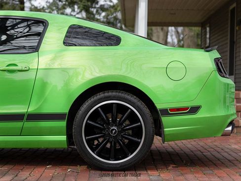 Used 2013 Ford Mustang Boss 302 w/ Boss 302 Accessory Pkg image 5
