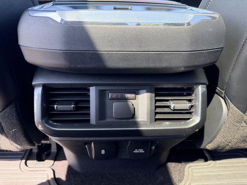 Used 2021 Ford F150 Lariat w/ Equipment Group 502A High AWD/4WD image 27