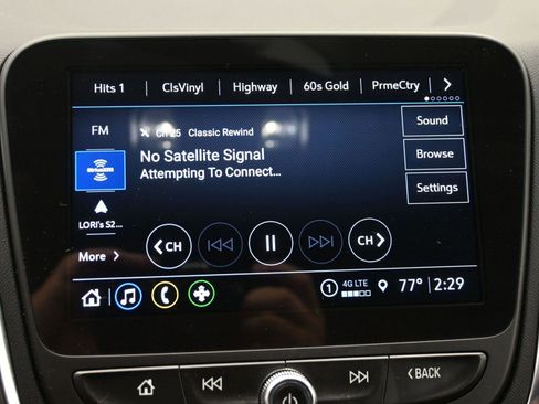 Used 2023 Chevrolet Equinox LT image 25