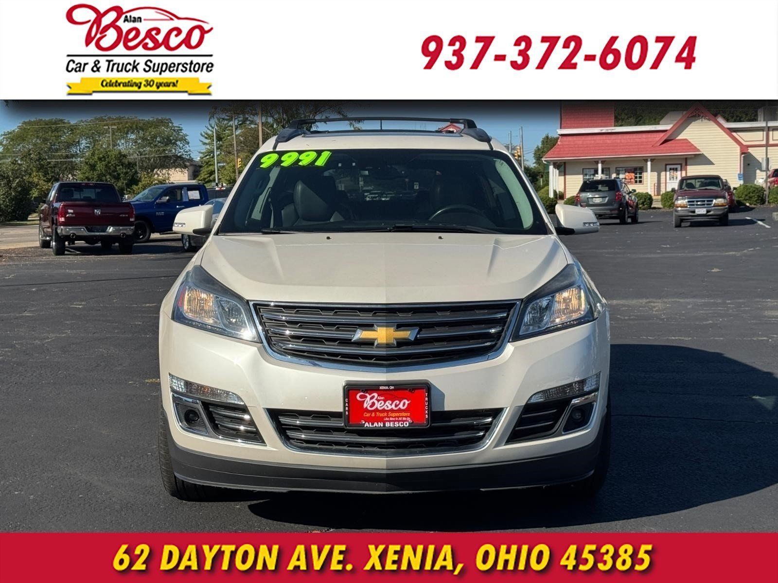 Used 2015 Chevrolet Traverse LTZ FWD image 2