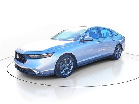 Certified 2024 Honda Accord EX image 3