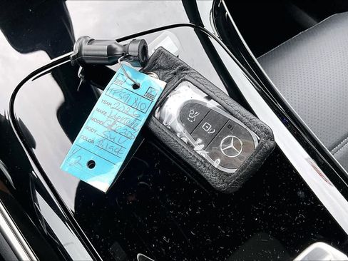 Used 2026 Mercedes-Benz GLC 300 4MATIC image 15