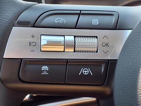 New 2025 Hyundai Tucson SE image 22