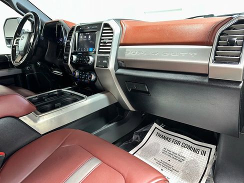 Used 2019 Ford F350 Platinum w/ Platinum Ultimate Package image 36