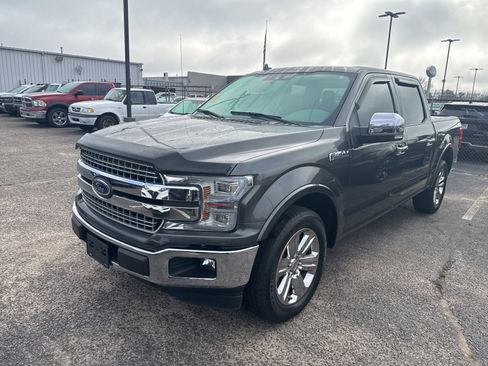 Used 2018 Ford F150 Lariat w/ Equipment Group 502A Luxury image 3