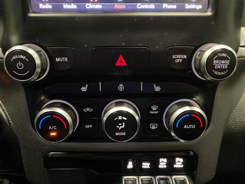 Used 2021 RAM 1500 Big Horn AWD/4WD image 24