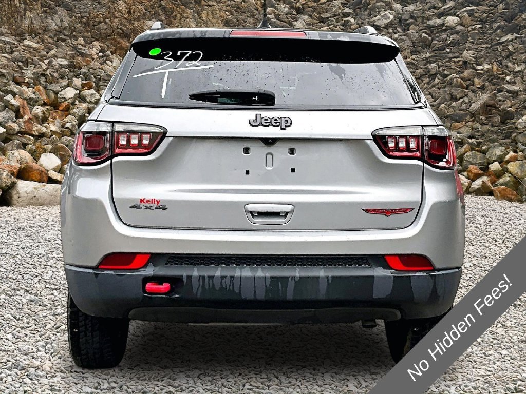 Used 2022 Jeep Compass Trailhawk w/ Trailhawk Convenience Group AWD/4WD image 4