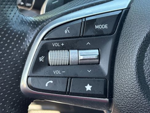 Used 2023 Genesis G70 2.0T AWD/4WD image 24
