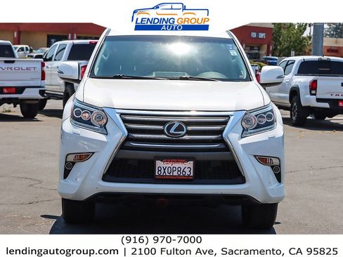 Used 2018 Lexus GX 460 Premium w/ Premium Package image 6