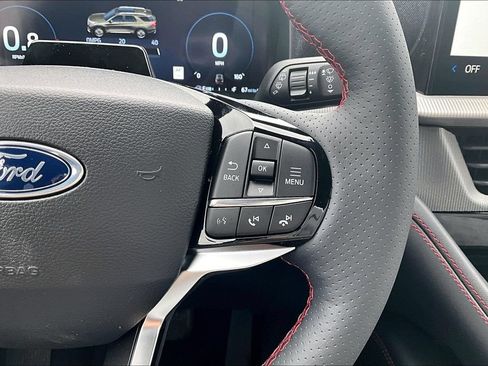 New 2026 Ford Explorer ST-Line w/ ST-Line Street Pack AWD/4WD image 17