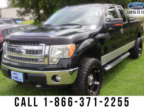 Used 2014 Ford F150 XLT w/ XLT Chrome Package AWD/4WD image 2