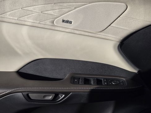 Used 2023 Lexus RX 350 FWD w/ Accessory Package (Z1) image 17