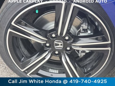 Used 2025 Honda Accord Sport image 11