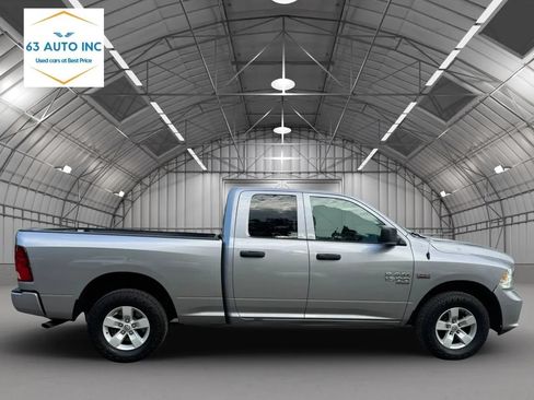 Used 2019 RAM 1500 Express AWD/4WD image 6
