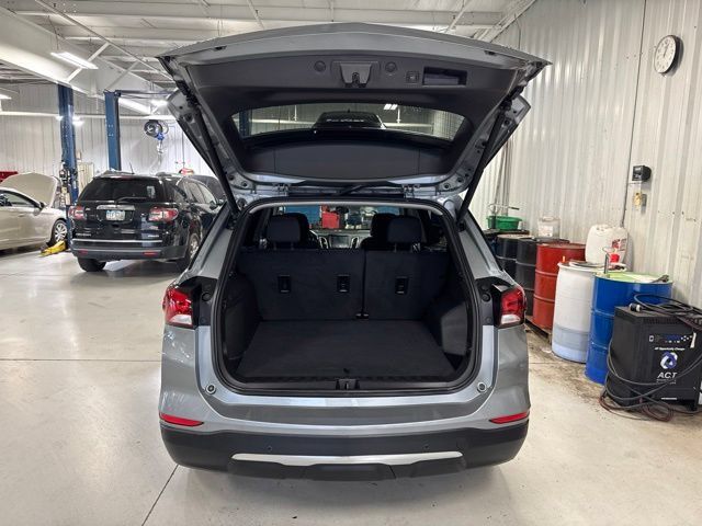 Used 2024 Chevrolet Equinox LT AWD/4WD image 10