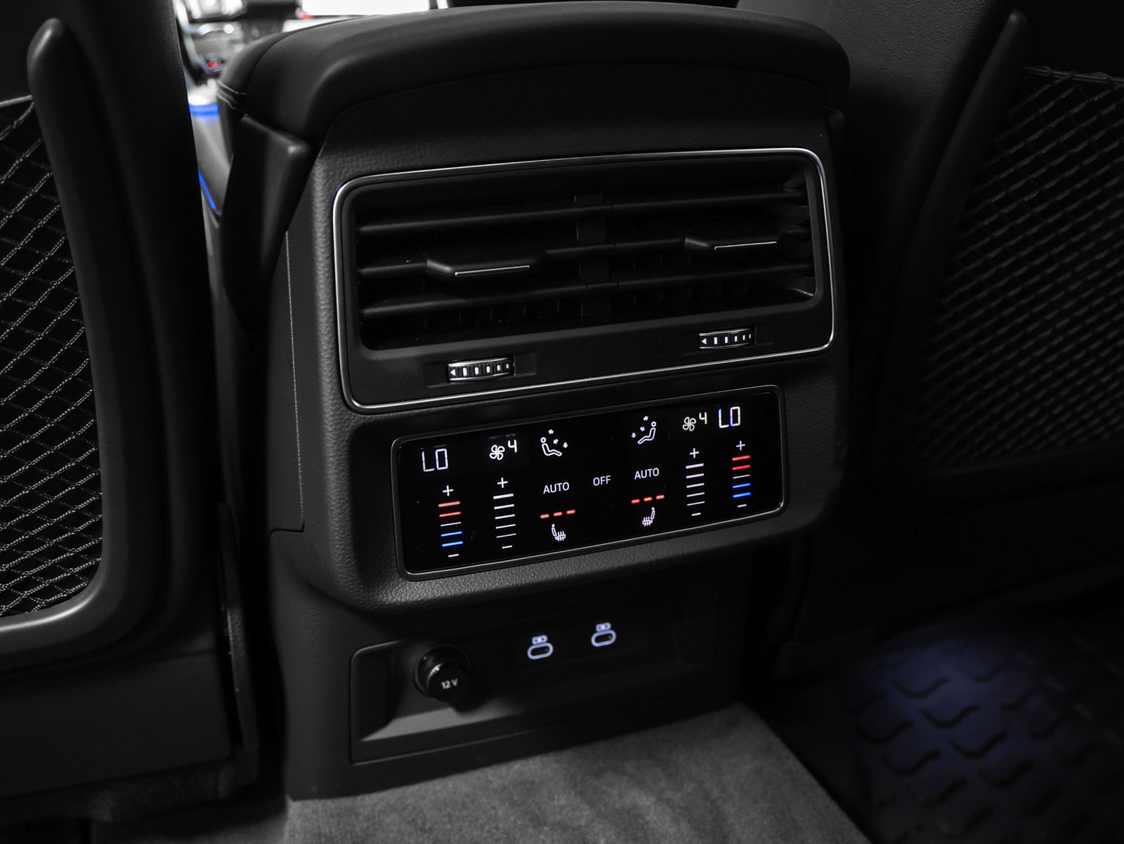 Used 2026 Audi SQ8 Premium Plus AWD/4WD image 55