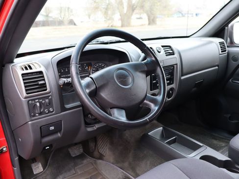 Used 2005 Chevrolet Colorado LS image 15