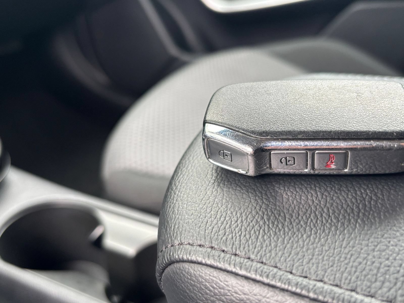Used 2025 Kia Soul LX w/ LX Technology Package FWD image 20