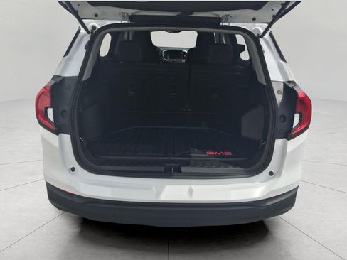 Certified 2024 GMC Terrain SLE w/ Driver Convenience Package AWD/4WD image 73