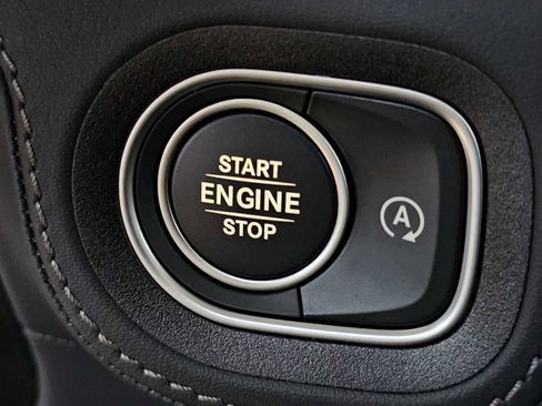 Used 2025 Mercedes-Benz GLS 63 AMG 4MATIC image 25