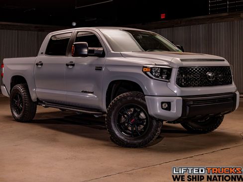 Used 2020 Toyota Tundra SR5 w/ TRD 18" Wheel Package AWD/4WD image 1