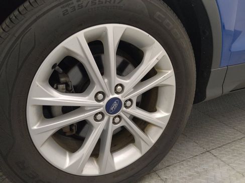 Used 2017 Ford Escape SE FWD image 31