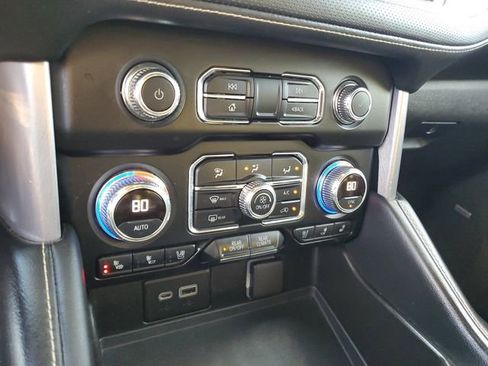 Used 2021 GMC Yukon SLT image 22