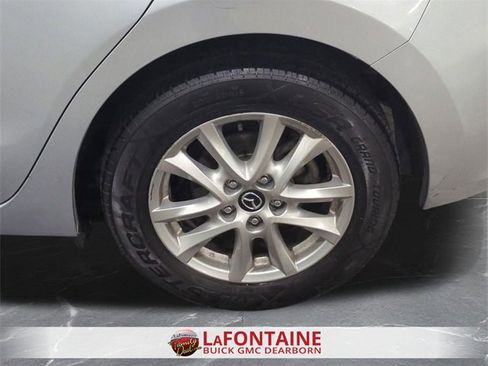 Used 2017 MAZDA MAZDA3 Sport image 28