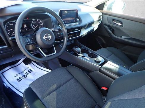 Used 2022 Nissan Rogue SV image 10