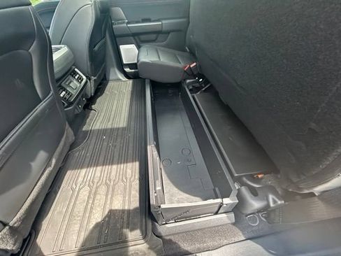 Used 2025 Ford F150 Raptor AWD/4WD image 52
