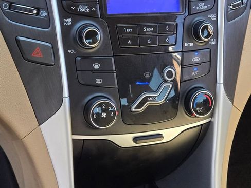 Used 2012 Hyundai Sonata GLS FWD image 23