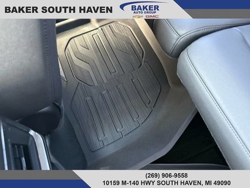 New 2026 GMC Sierra 1500 SLT w/ SLT Premium Package AWD/4WD image 34