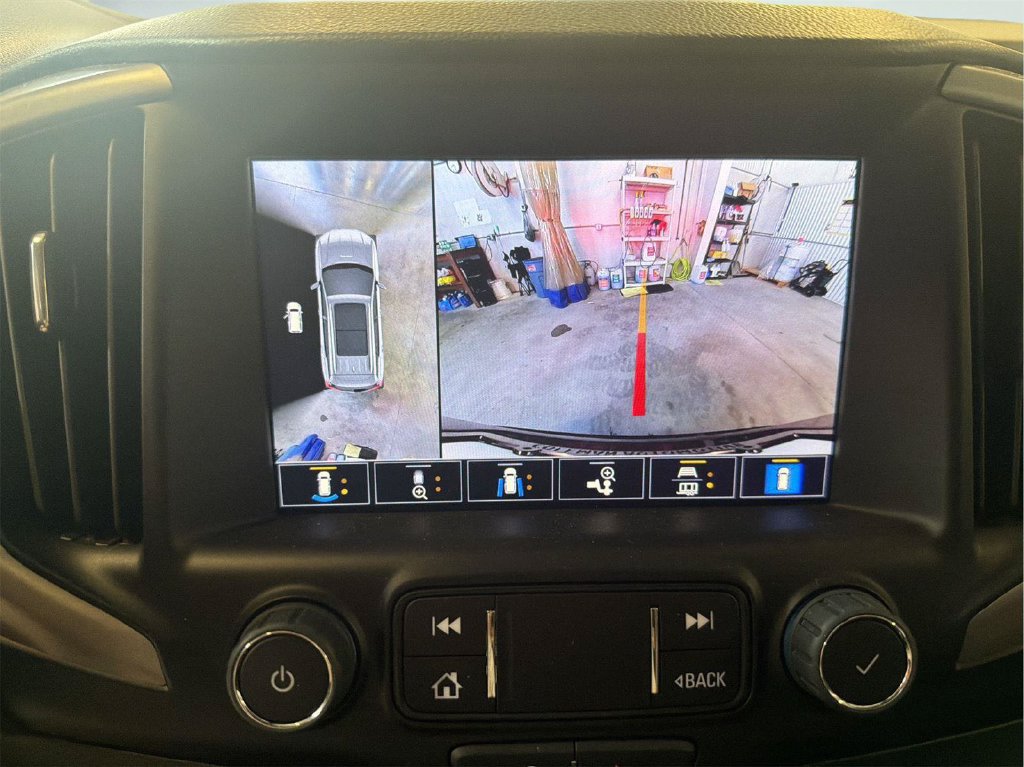 Used 2024 GMC Terrain AT4 w/ Tech Package AWD/4WD image 16