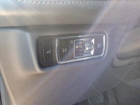 Used 2025 Lincoln Aviator 2WD image 22