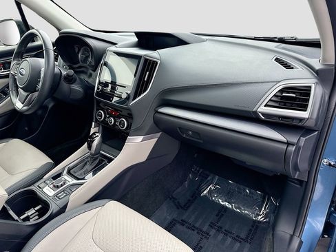 Used 2019 Subaru Forester Limited w/ Popular Package #3 image 27