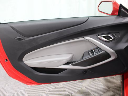 Used 2023 Chevrolet Camaro LT RWD image 6