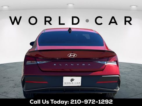 Certified 2025 Hyundai Elantra Sport image 6