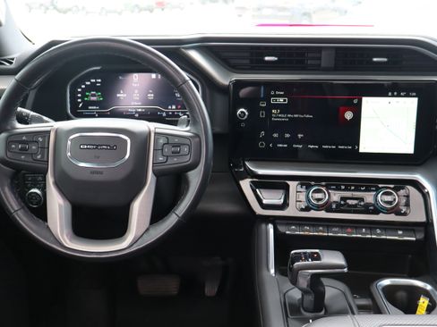Used 2022 GMC Sierra 1500 Denali AWD/4WD image 13