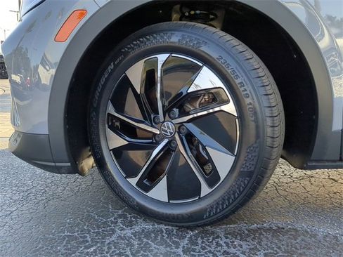 Certified 2021 Volkswagen ID.4 Pro S image 35