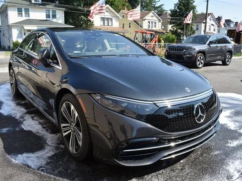 Used 2022 Mercedes-Benz EQS 450+ Sedan image 4